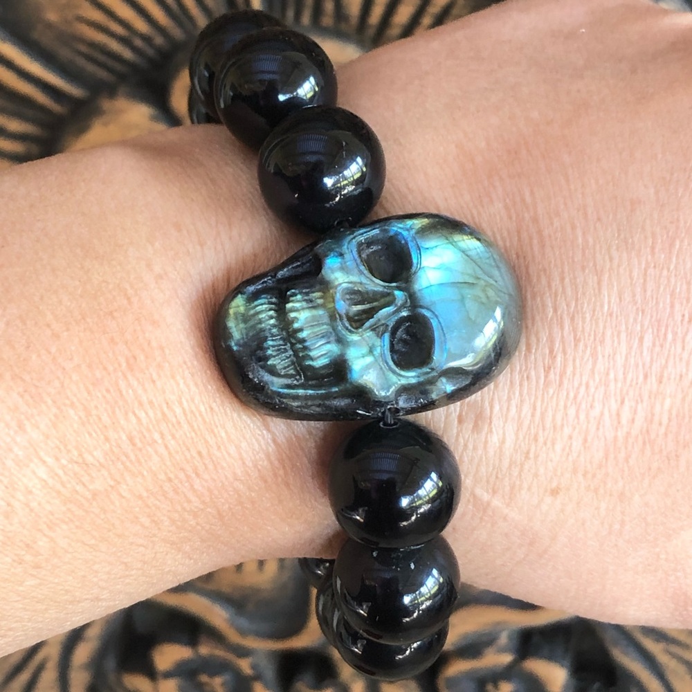 Men’s Carved Labradorite Skull Obsidian Black Bead Stretch Bracelet